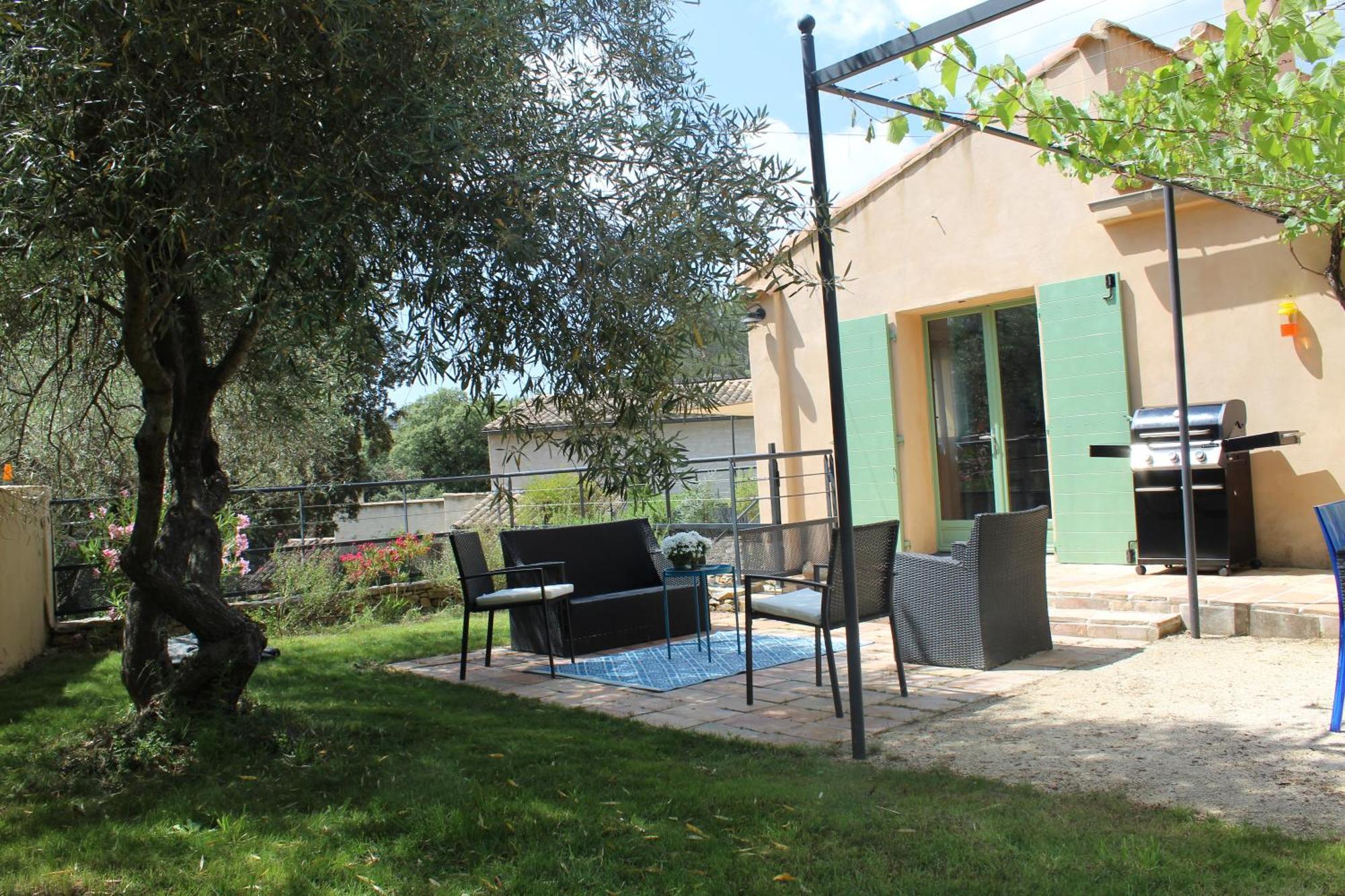 Villa Pierre Blanche Le Calme A 5Mn Du Centre Ville Nîmes Exterior foto